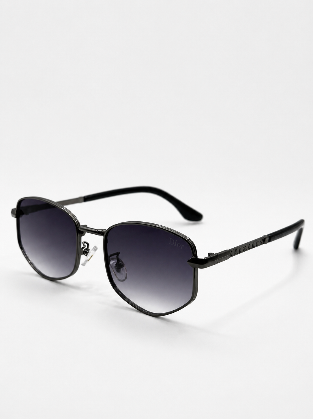 Dior Metal