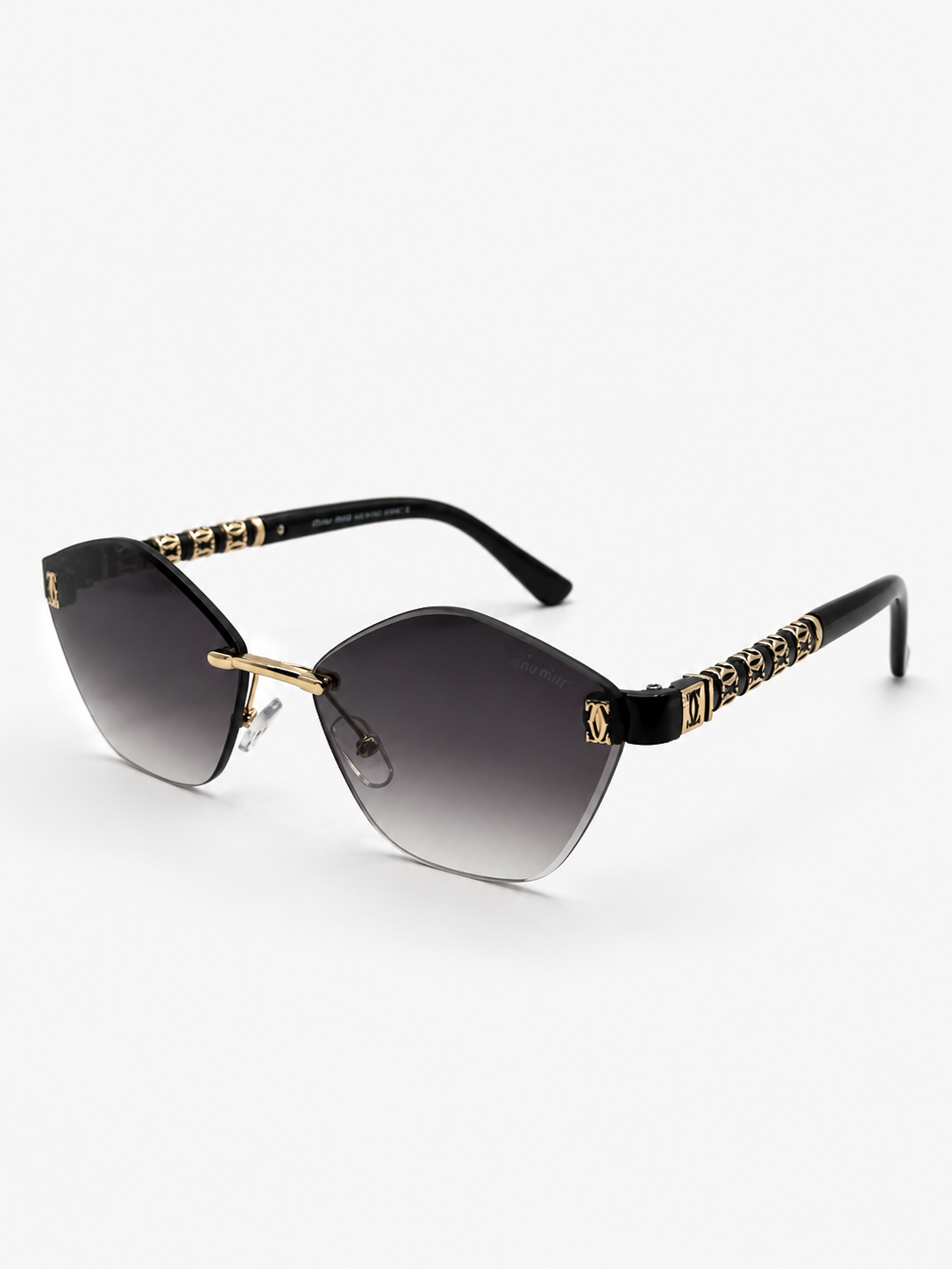 Gold x Black Cartier